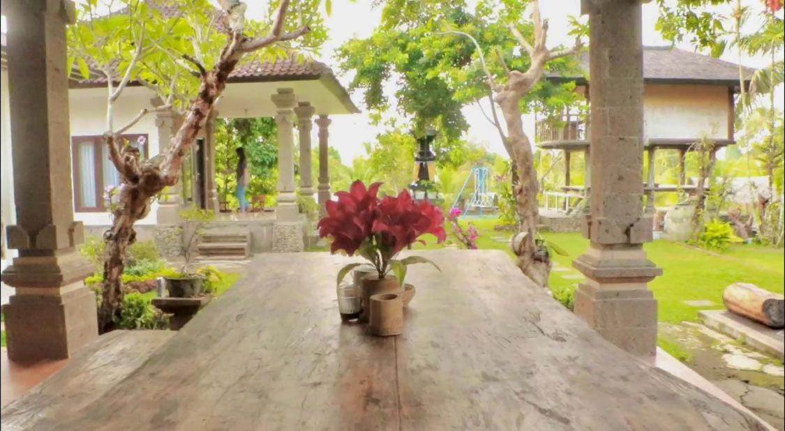 Mesari Cottage Guest House Buleleng  ภายนอก รูปภาพ